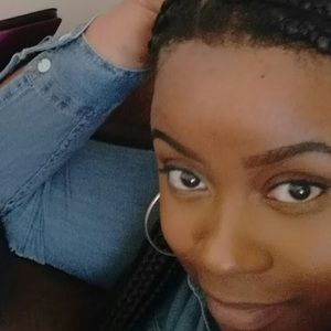 Meet your Posher, Kandice